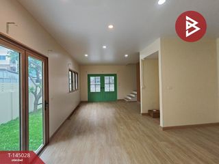 For sale 4 bedrooms townhouse in Suan Luang, Bangkok