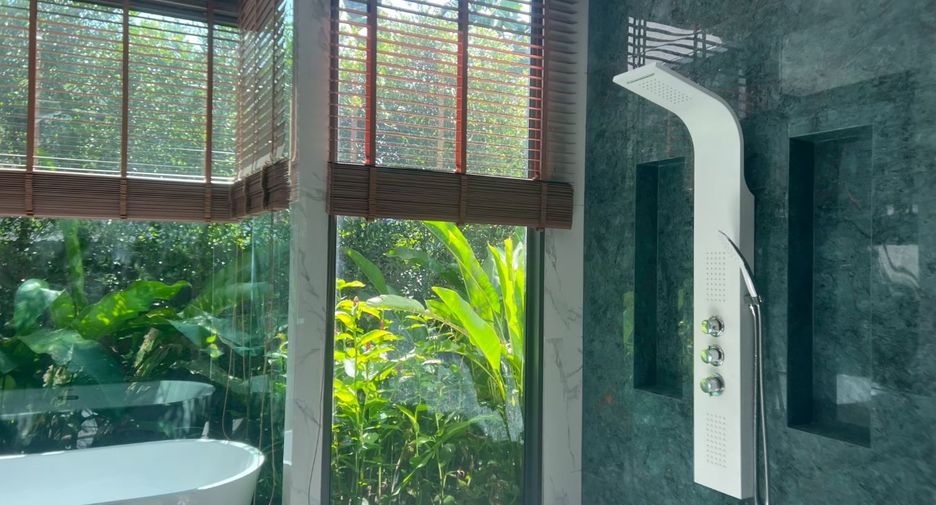 Casa en venta de 4 habitaciones en Bang Lamung, Chonburi