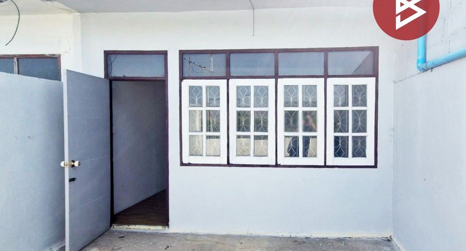 For sale 3 ベッドルーム retail Space in Chai Badan, Lopburi