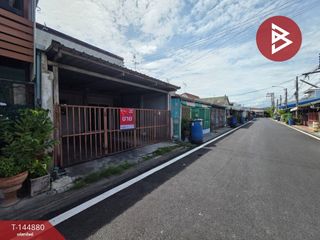 For sale 2 bedrooms townhouse in Phra Samut Chedi, Samut Prakan