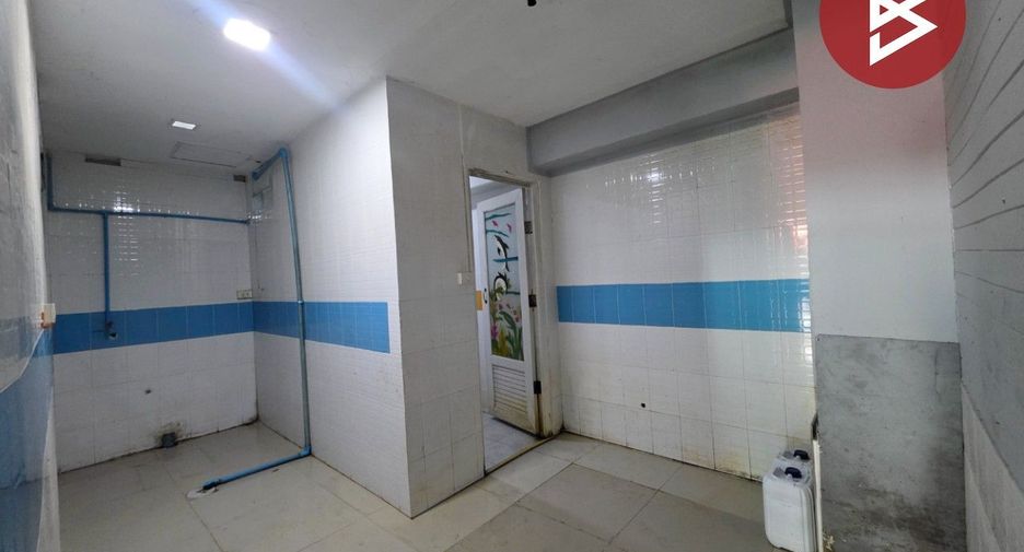 For sale 2 bedrooms townhouse in Phra Samut Chedi, Samut Prakan