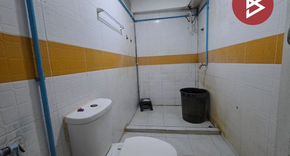 For sale 2 bedrooms townhouse in Phra Samut Chedi, Samut Prakan
