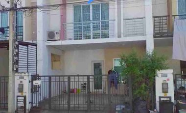 For sale 3 bedrooms townhouse in Prawet, Bangkok