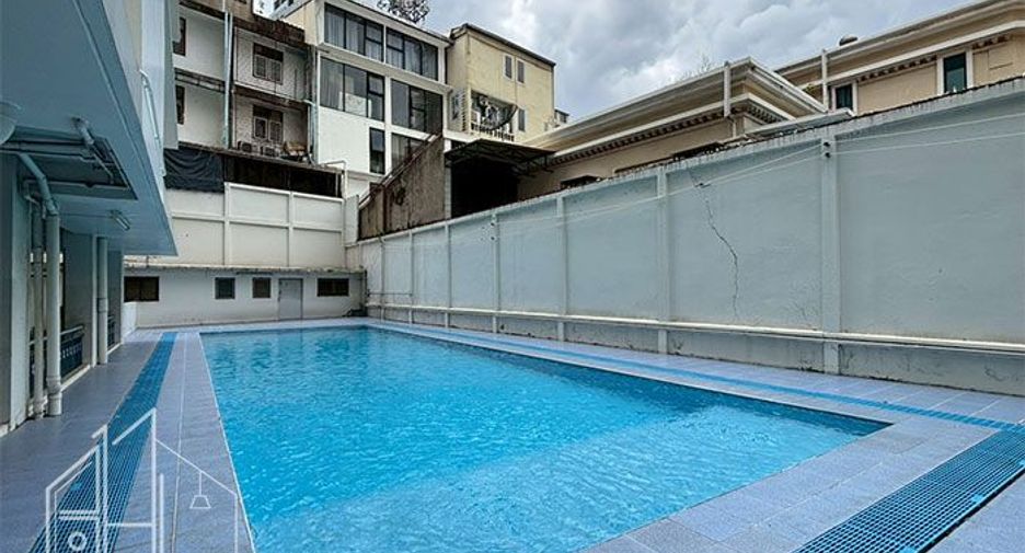 For rent 2 ベッドルーム condo in Khlong Toei, Bangkok