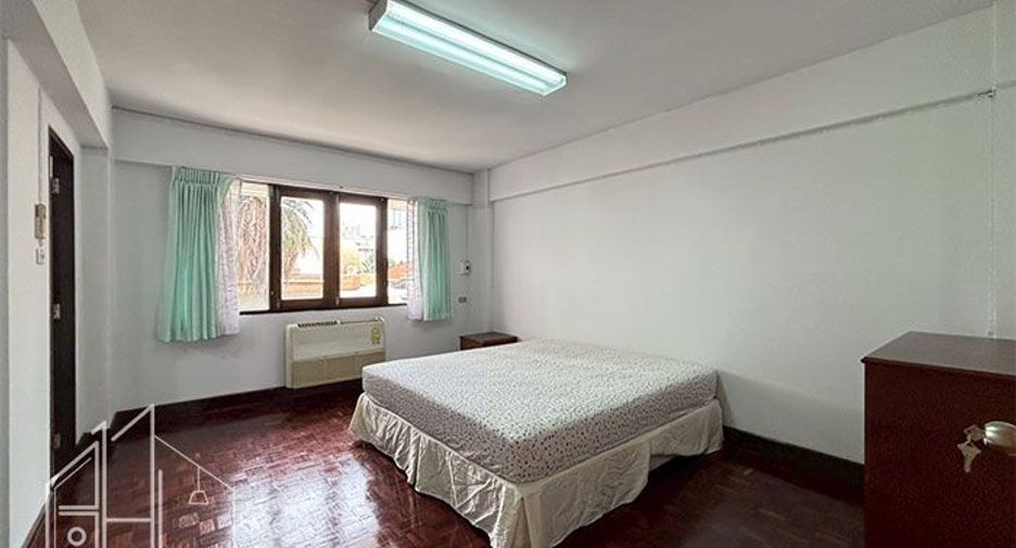 For rent 2 ベッドルーム condo in Khlong Toei, Bangkok