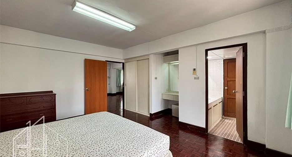 For rent 2 ベッドルーム condo in Khlong Toei, Bangkok