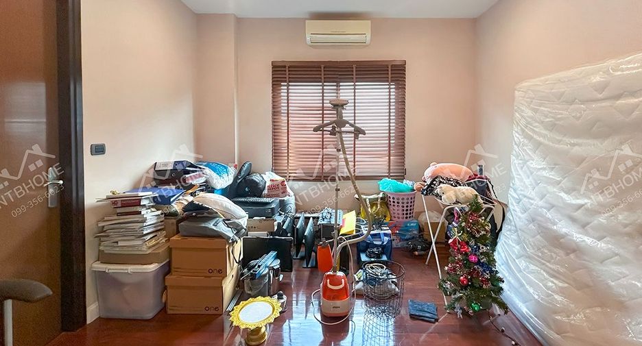 Casa en venta de 4 habitaciones en Mueang Nonthaburi, Nonthaburi