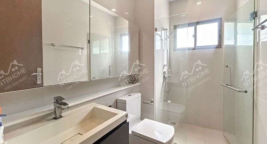 Casa en venta de 4 habitaciones en Mueang Nonthaburi, Nonthaburi