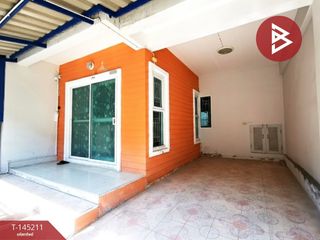 Reihenhaus zum Kauf mit 4 Zimmer in Mueang Samut Sakhon, Samut Sakhon