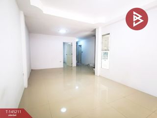 Reihenhaus zum Kauf mit 4 Zimmer in Mueang Samut Sakhon, Samut Sakhon