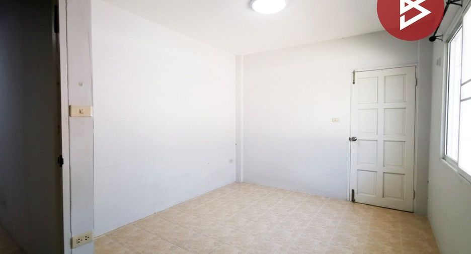 Reihenhaus zum Kauf mit 4 Zimmer in Mueang Samut Sakhon, Samut Sakhon