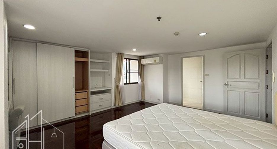 ให้เช่า 4 ห้องนอน คอนโด ใน วัฒนา, กรุงเทพฯ
