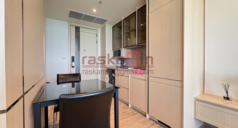 Condo en alquiler de 1 habitaciones en Bang Lamung, Chonburi