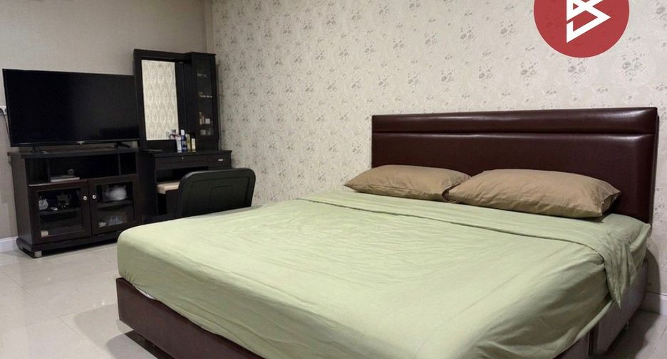 For sale 4 bedrooms house in Lam Luk Ka, Pathum Thani