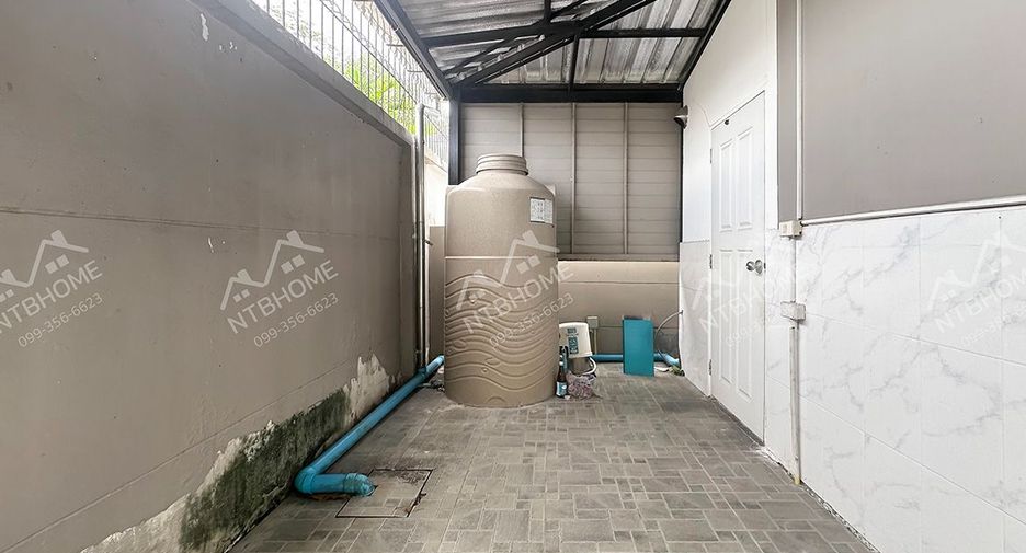 Haus zum Kauf mit 3 Zimmer in Mueang Pathum Thani, Pathum Thani