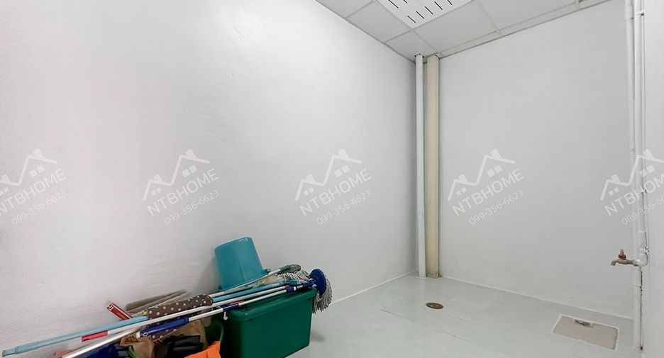 Local comercial en venta de 1 habitaciones en Bang Yai, Nonthaburi