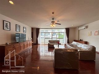 ให้เช่า 3 ห้องนอน คอนโด ใน วัฒนา, กรุงเทพฯ