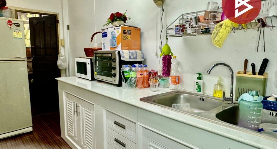 For sale 2 ベッドルーム house in Mueang Chon Buri, Chonburi