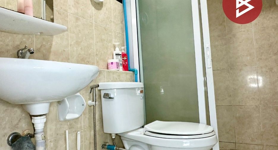 For sale 2 ベッドルーム house in Mueang Chon Buri, Chonburi
