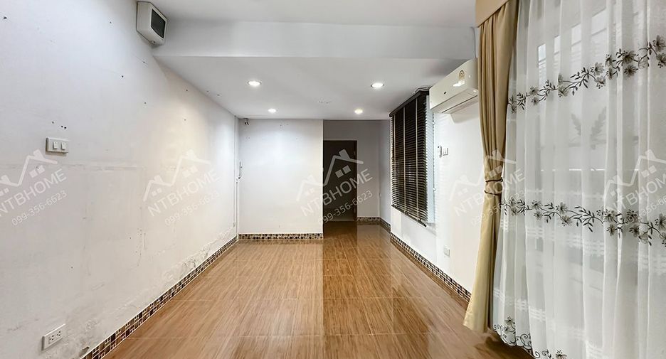Casa en venta de 4 habitaciones en Bang Bua Thong, Nonthaburi