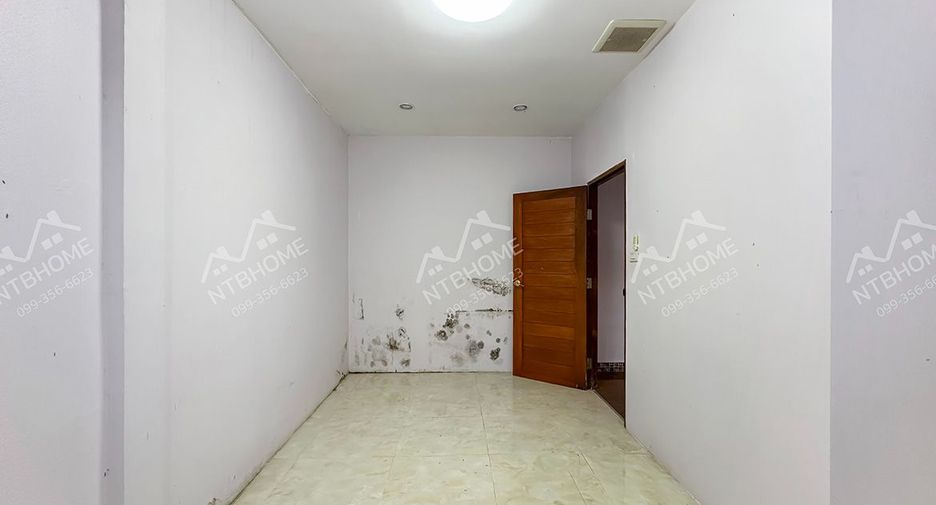 Casa en venta de 4 habitaciones en Bang Bua Thong, Nonthaburi