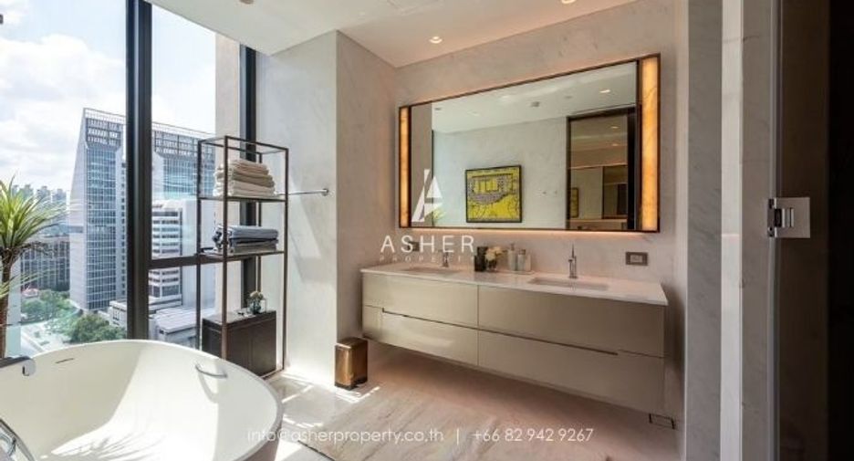 Condo en venta de 3 habitaciones en Pathum Wan, Bangkok