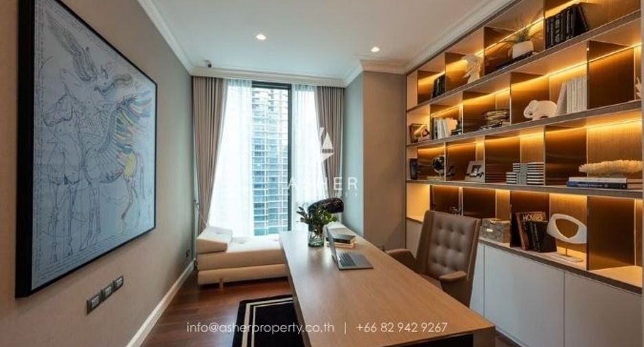 Condo en venta de 3 habitaciones en Pathum Wan, Bangkok