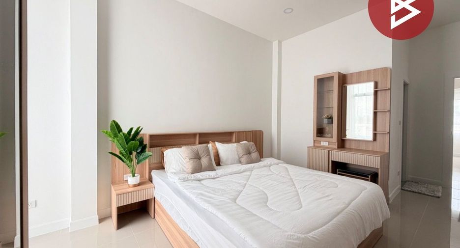 出售 3 卧室 独立屋 在 Mueang Prachin Buri, Prachin Buri