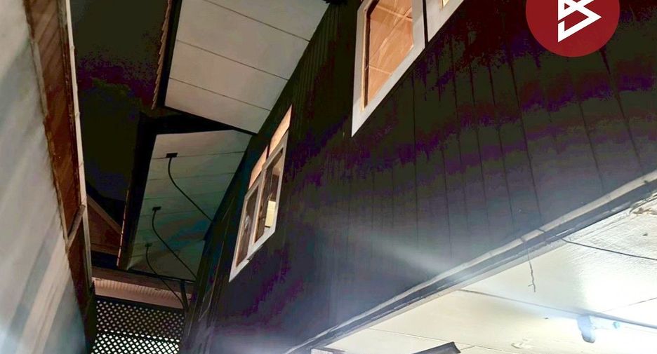 Casa en venta de 3 habitaciones en Phra Pradaeng, Samut Prakan