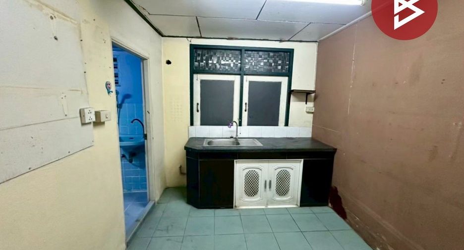 Casa en venta de 3 habitaciones en Phra Pradaeng, Samut Prakan