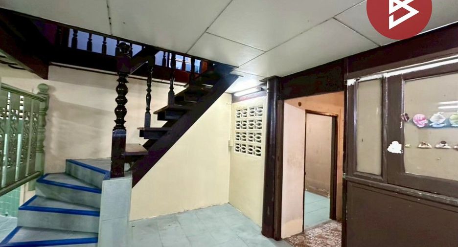 Casa en venta de 3 habitaciones en Phra Pradaeng, Samut Prakan