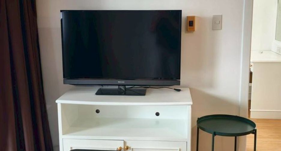 For sale 2 bedrooms condo in Khlong Toei, Bangkok