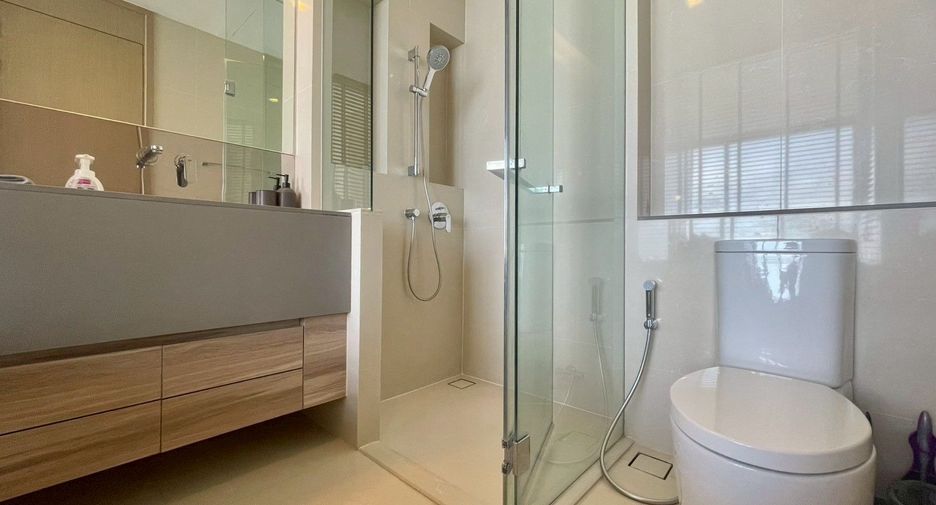 For rent 1 bed condo in Watthana, Bangkok
