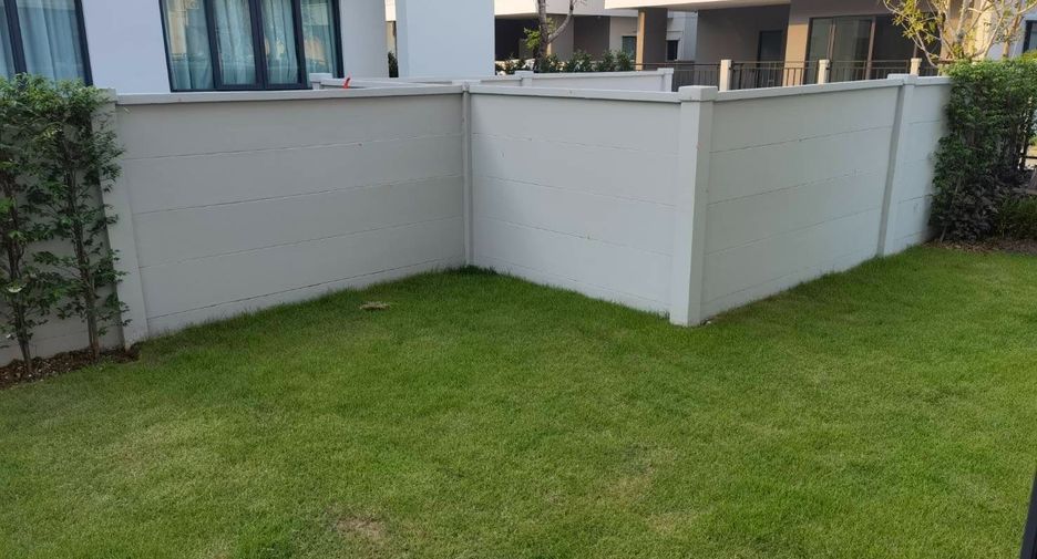 Haus zur Miete mit 4 Zimmer in Bang Phli, Samut Prakan