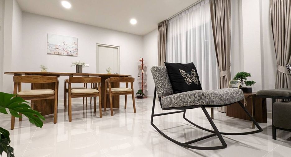 Haus zur Miete mit 4 Zimmer in Bang Phli, Samut Prakan