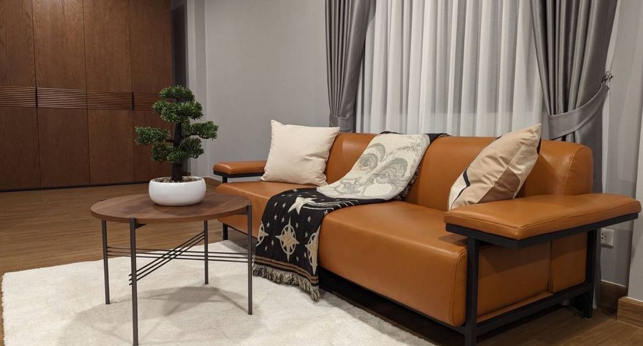 Haus zur Miete mit 4 Zimmer in Bang Phli, Samut Prakan