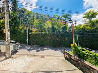 For sale 10 bedrooms serviced apartment in Kathu, Phuket