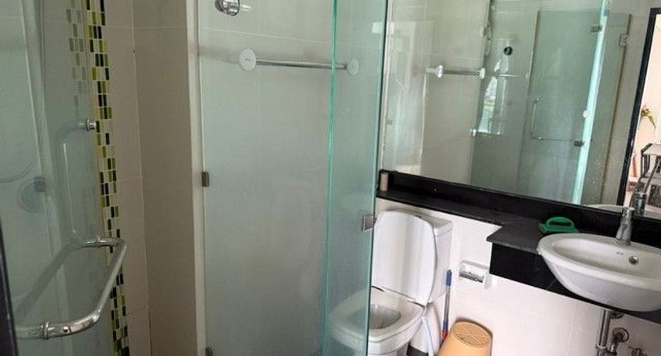 For sale studio condo in Huai Khwang, Bangkok