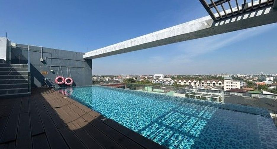 À vendre 1 chambre condo à Bangkok Yai, Bangkok