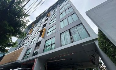 À vendre 1 chambre condo à Bangkok Yai, Bangkok