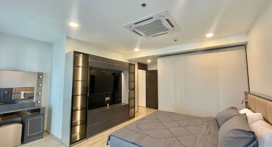 For rent 2 bedrooms apartment in Khlong Toei, Bangkok