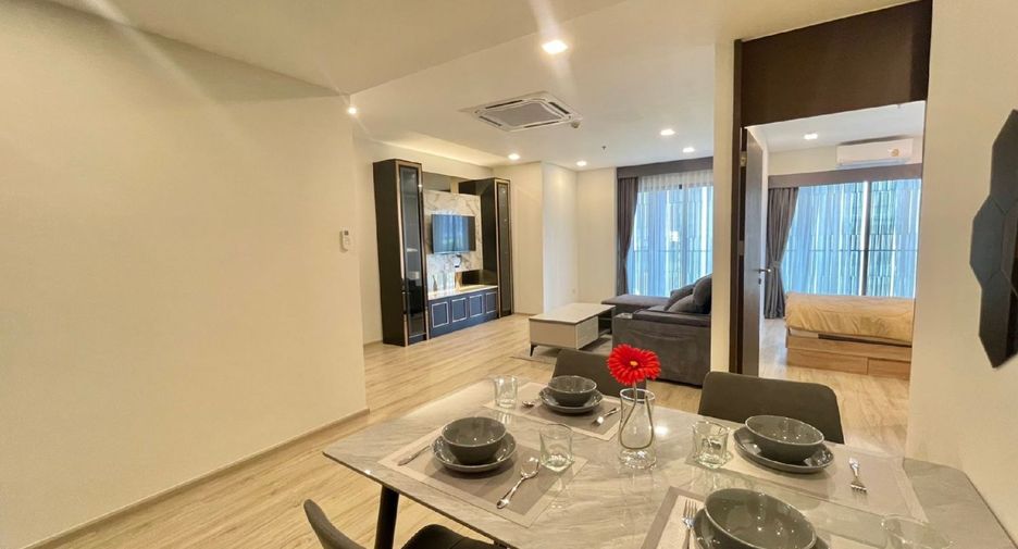 For rent 2 bedrooms apartment in Khlong Toei, Bangkok