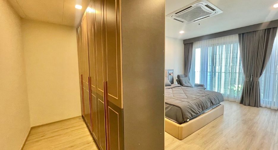 For rent 2 bedrooms apartment in Khlong Toei, Bangkok