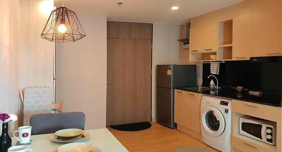 For rent 1 bed apartment in Khlong Toei, Bangkok