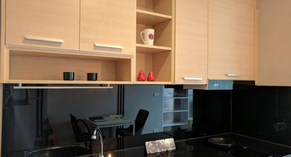 For rent 1 bed apartment in Khlong Toei, Bangkok