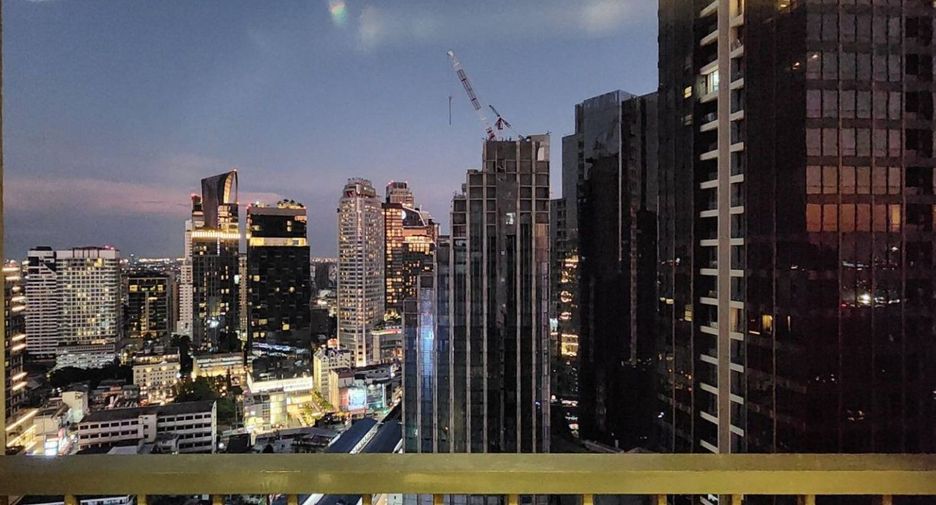 For rent 1 bed apartment in Khlong Toei, Bangkok