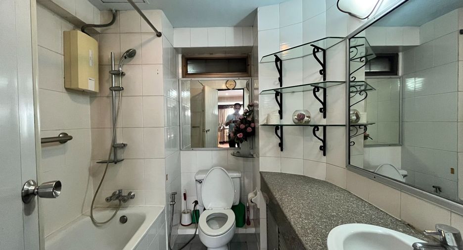 For sale 2 bedrooms condo in Mueang Chiang Mai, Chiang Mai