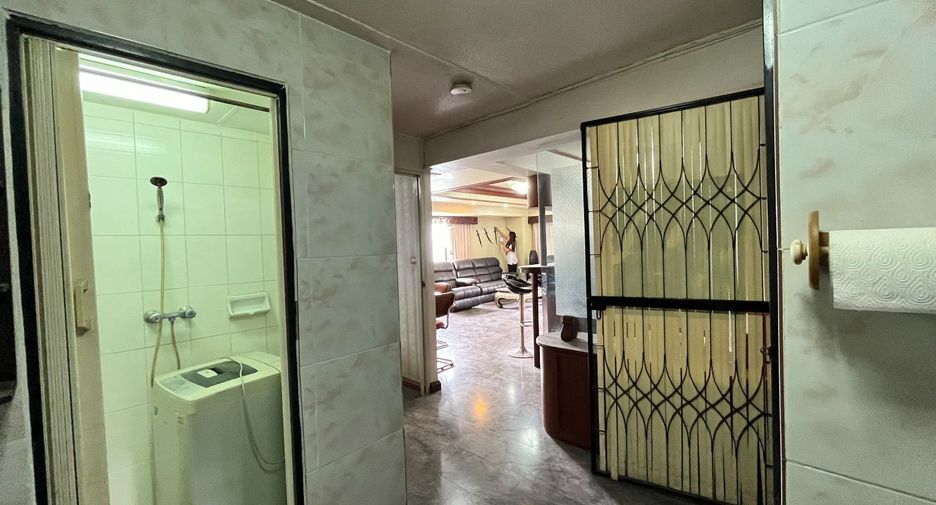 For sale 2 bedrooms condo in Mueang Chiang Mai, Chiang Mai