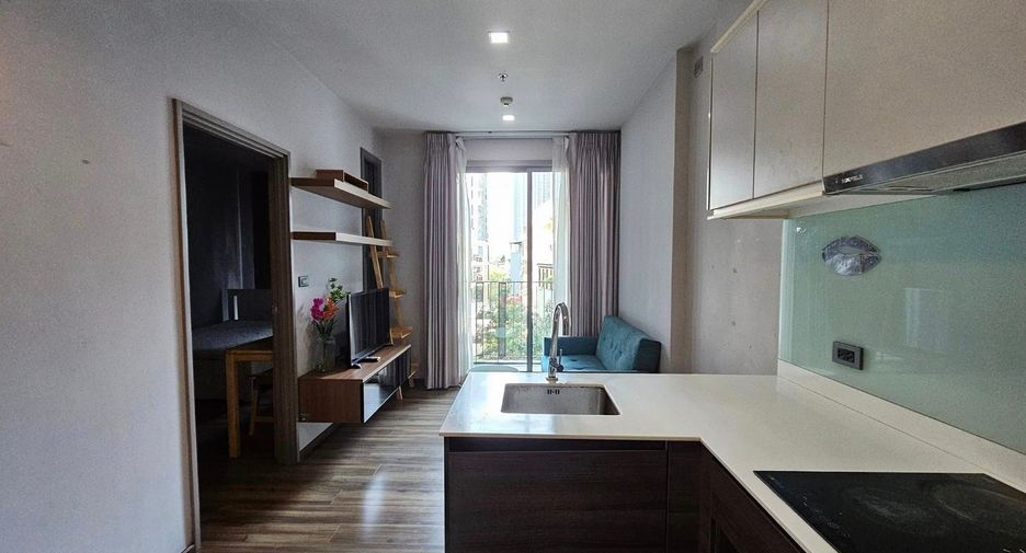 Apartamento en alquiler de 1 habitaciones en Watthana, Bangkok