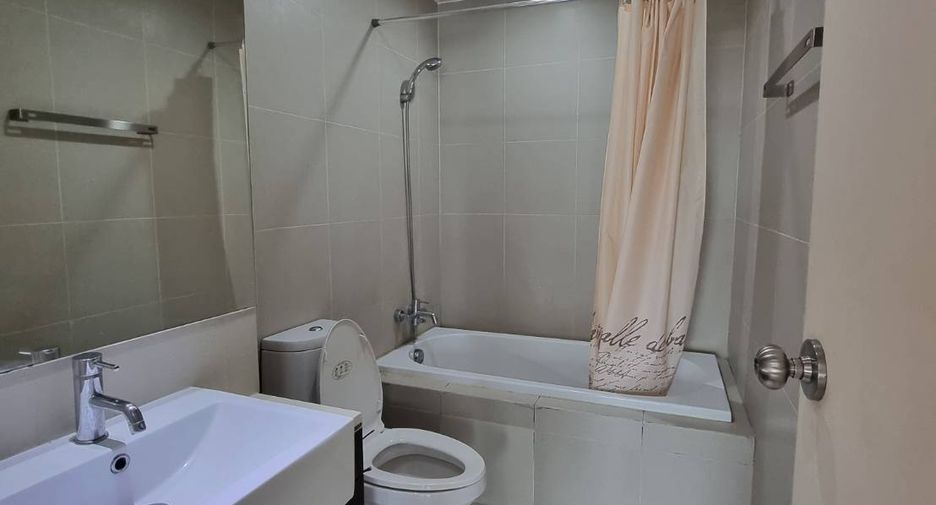 For rent 1 bed condo in Khlong Toei, Bangkok